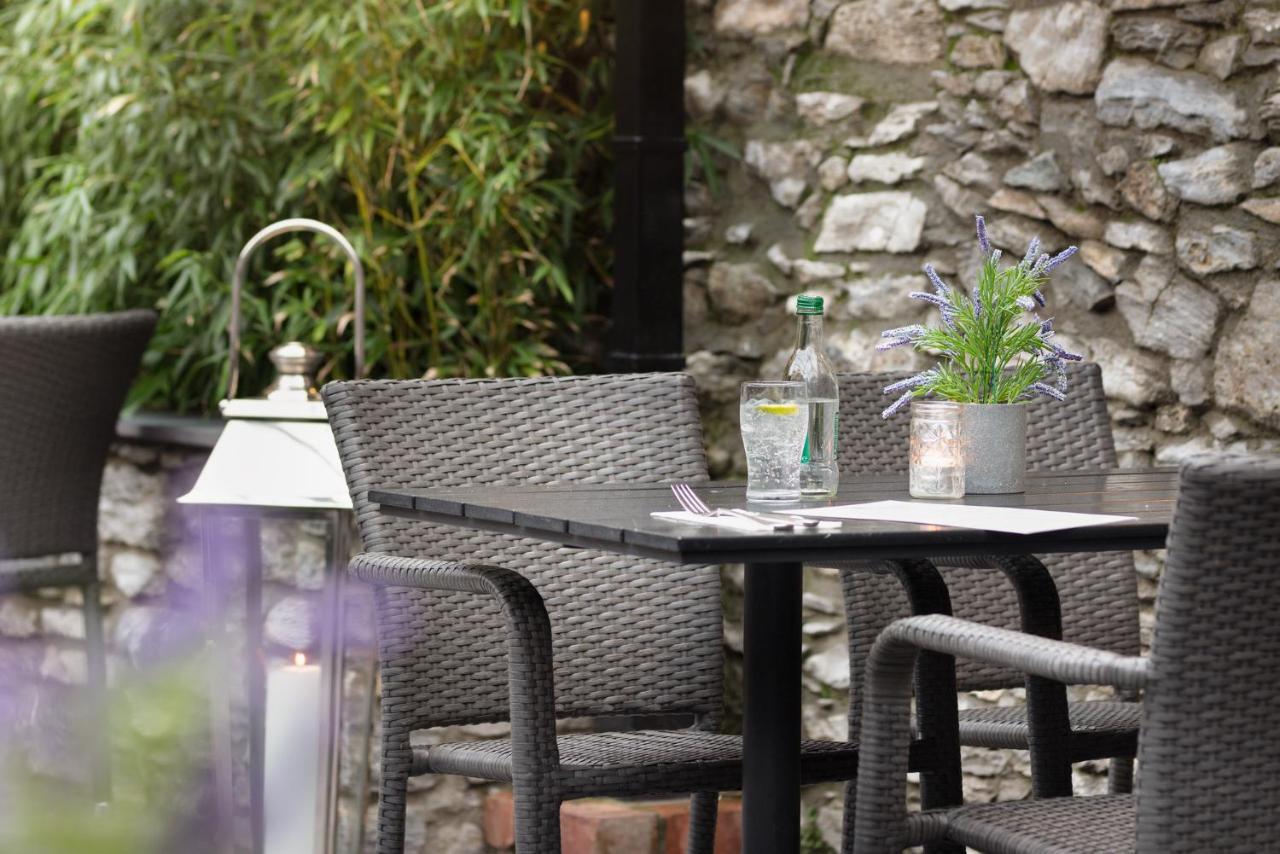 The Wander Inn Bar & Accommodation Kenmare Eksteriør bilde